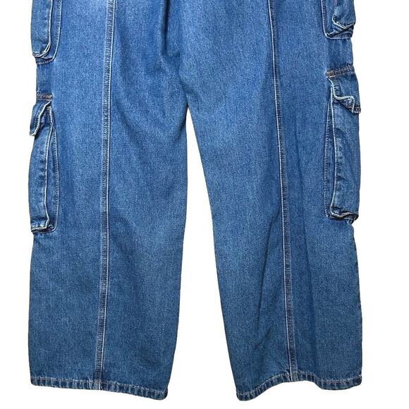 NWT Forever 21 Women’s Bratz Collaboration Wide Leg Cargo Jeans Size 30 - Picture 7 of 8